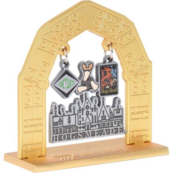 LEGO Hogsmeade Sign (5009867) built set