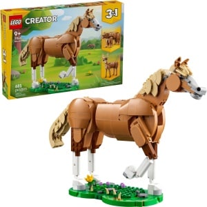 LEGO 31166 Creator Beautiful Horse box and set built as a horse