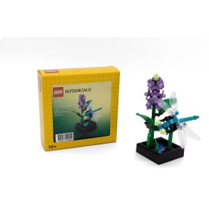 LEGO 5009934 Icons Dragonfly Garden box and built set