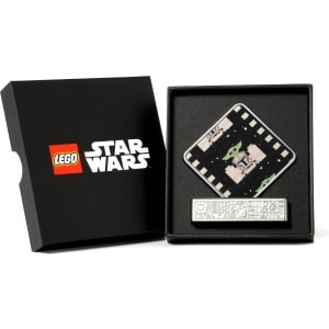 LEGO 5010320 Gear The Mandalorian and Grogu Display
